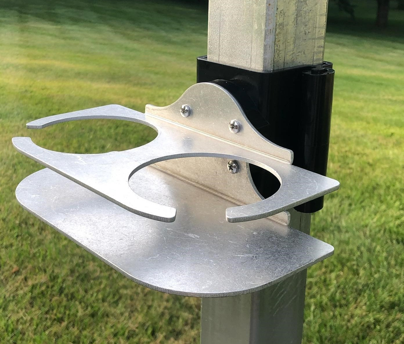 Beverage holder - boat dock mounted
